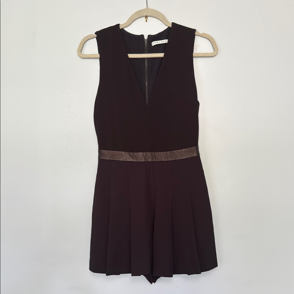 Alice + Olivia Romper Size 4 Deep Black Sleeveless Short Romper